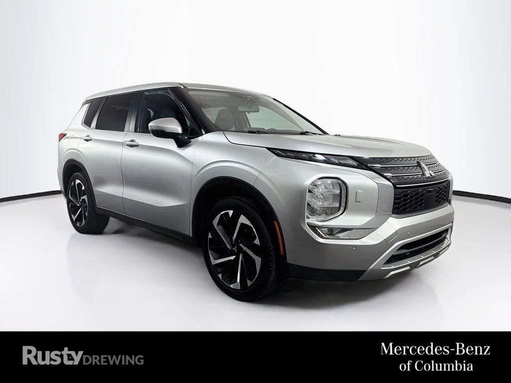 Used 2024 Mitsubishi Outlander SE Black Edition SUV