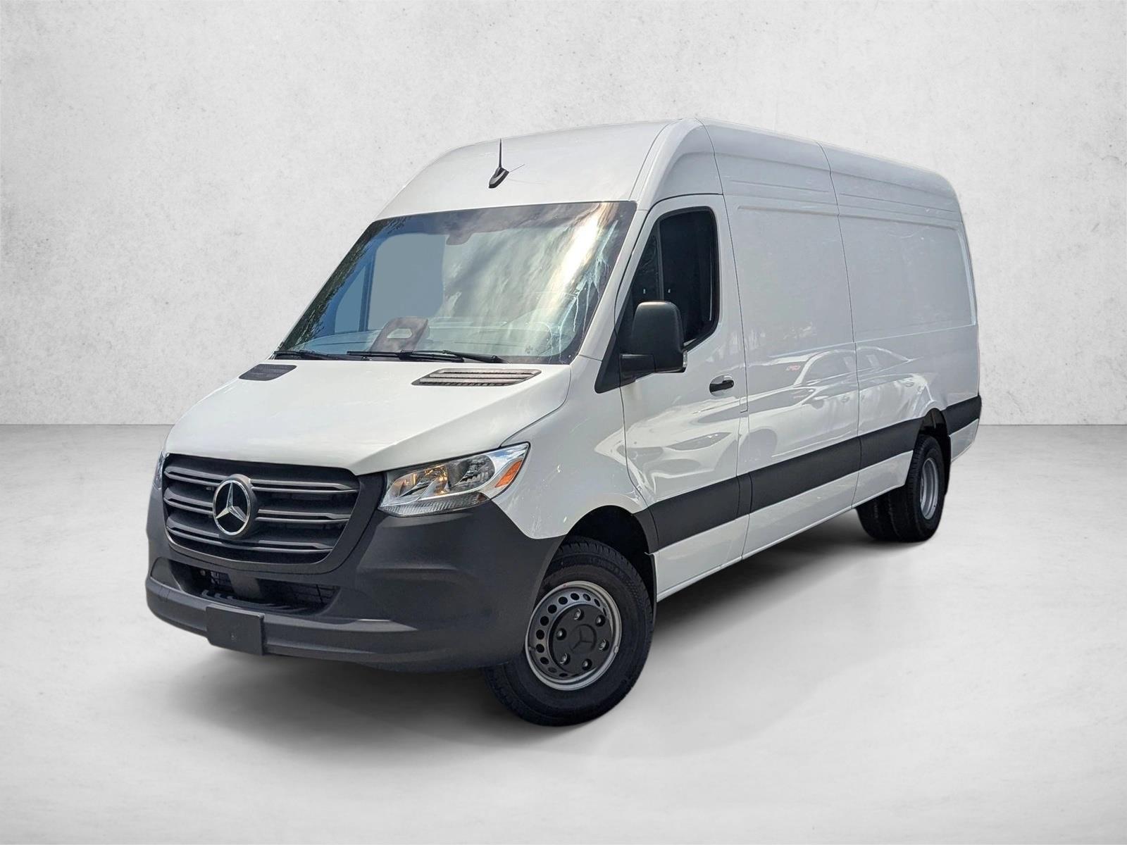 2026 Mercedes-Benz Sprinter Cargo Van Base