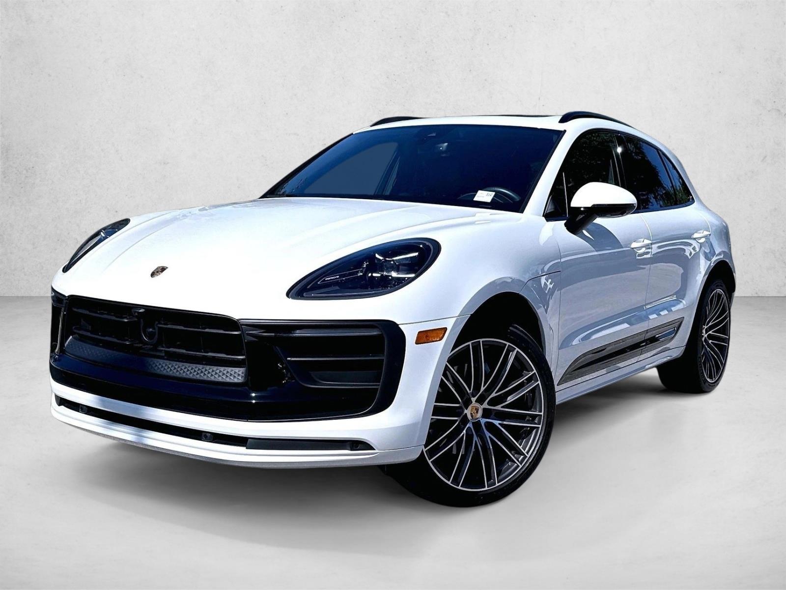2023 Porsche Macan Base