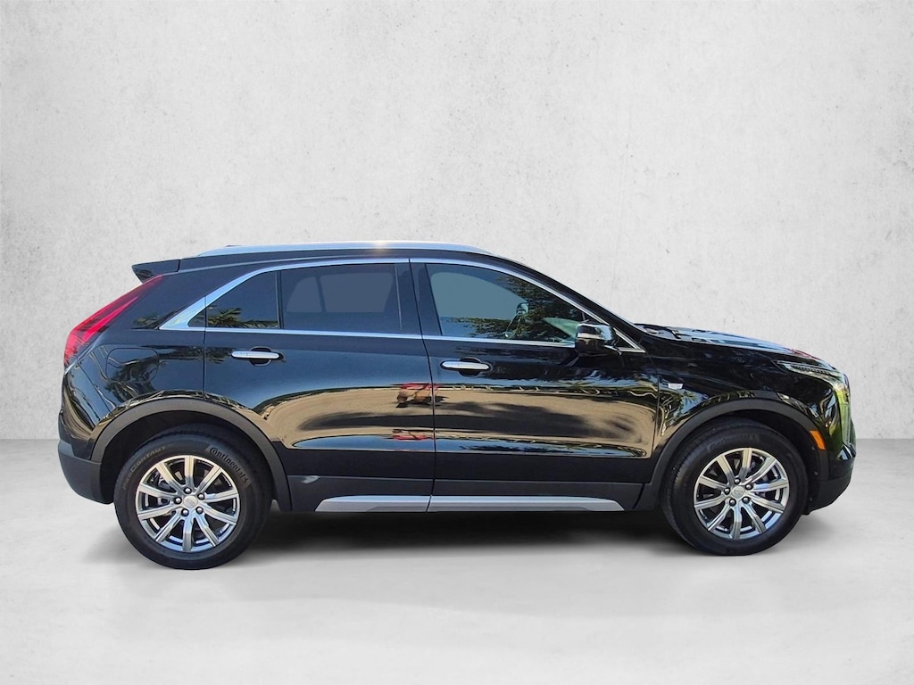 Used 2022 CADILLAC XT4 Premium Luxury SUV