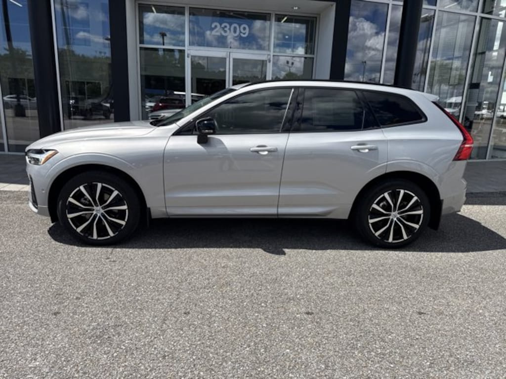 Used 2024 Volvo XC60 Plus Dark Theme Sport Utility