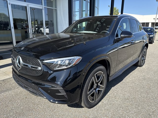 2026 Mercedes-Benz GLC