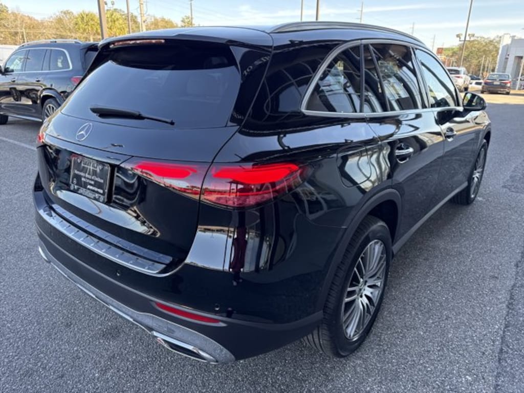 New 2026 Mercedes-Benz GLC 300 SUV