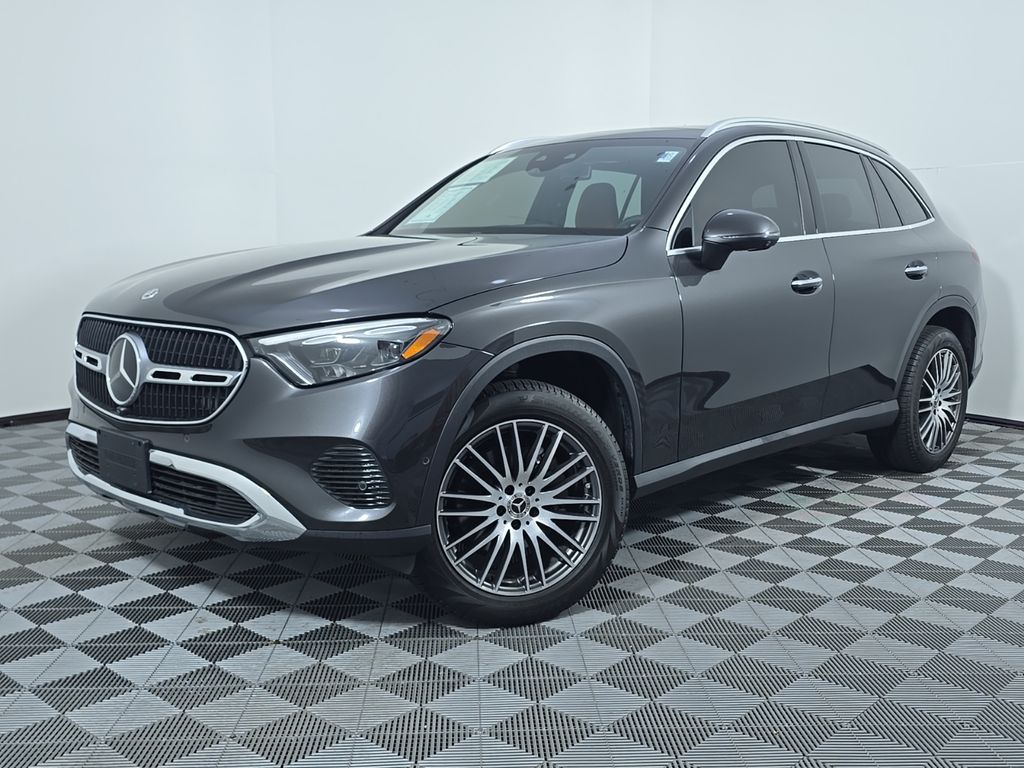 2023 Mercedes-Benz GLC