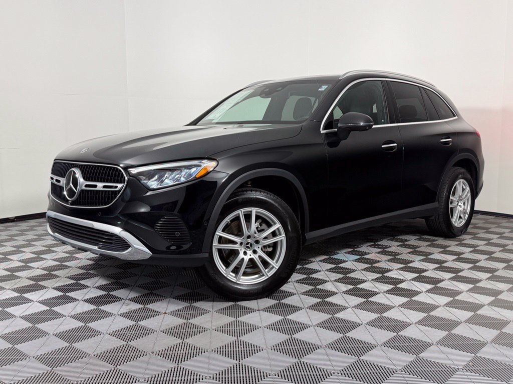 2023 Mercedes-Benz GLC