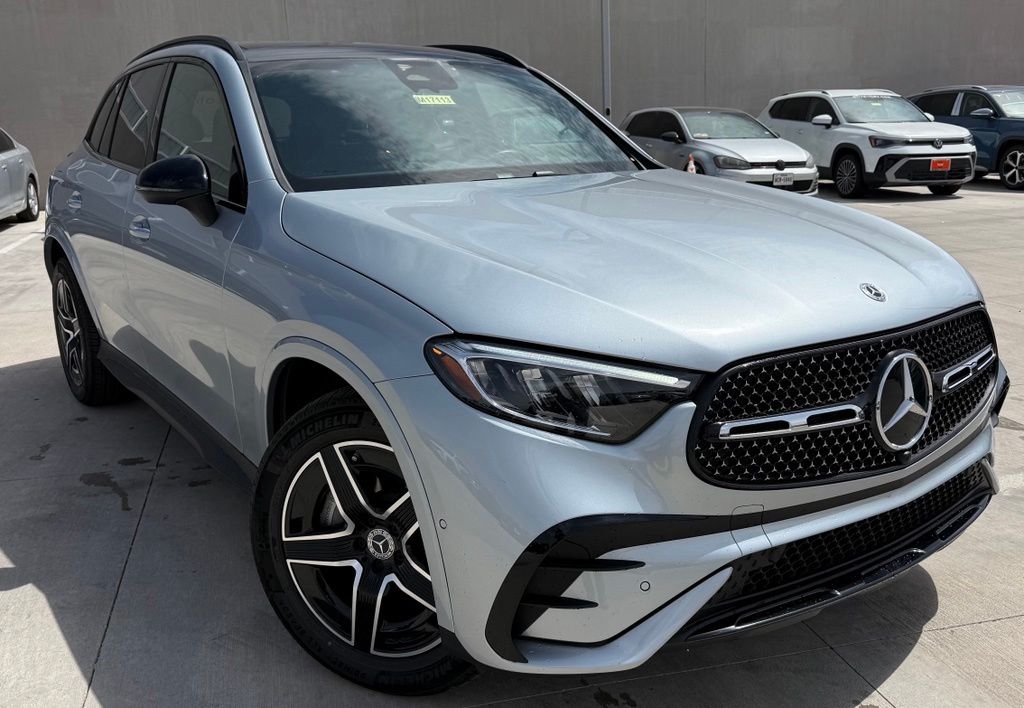 2026 Mercedes-Benz GLC