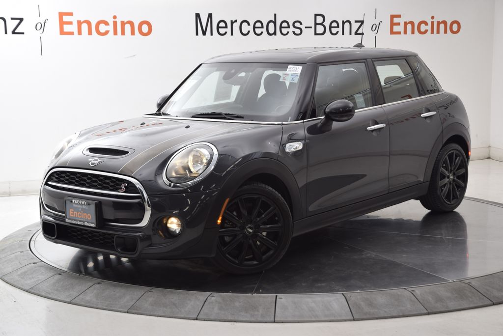 Used 2019 MINI Hardtop 4 Door S with VIN WMWXU3C51K2H86846 for sale in Carson, CA