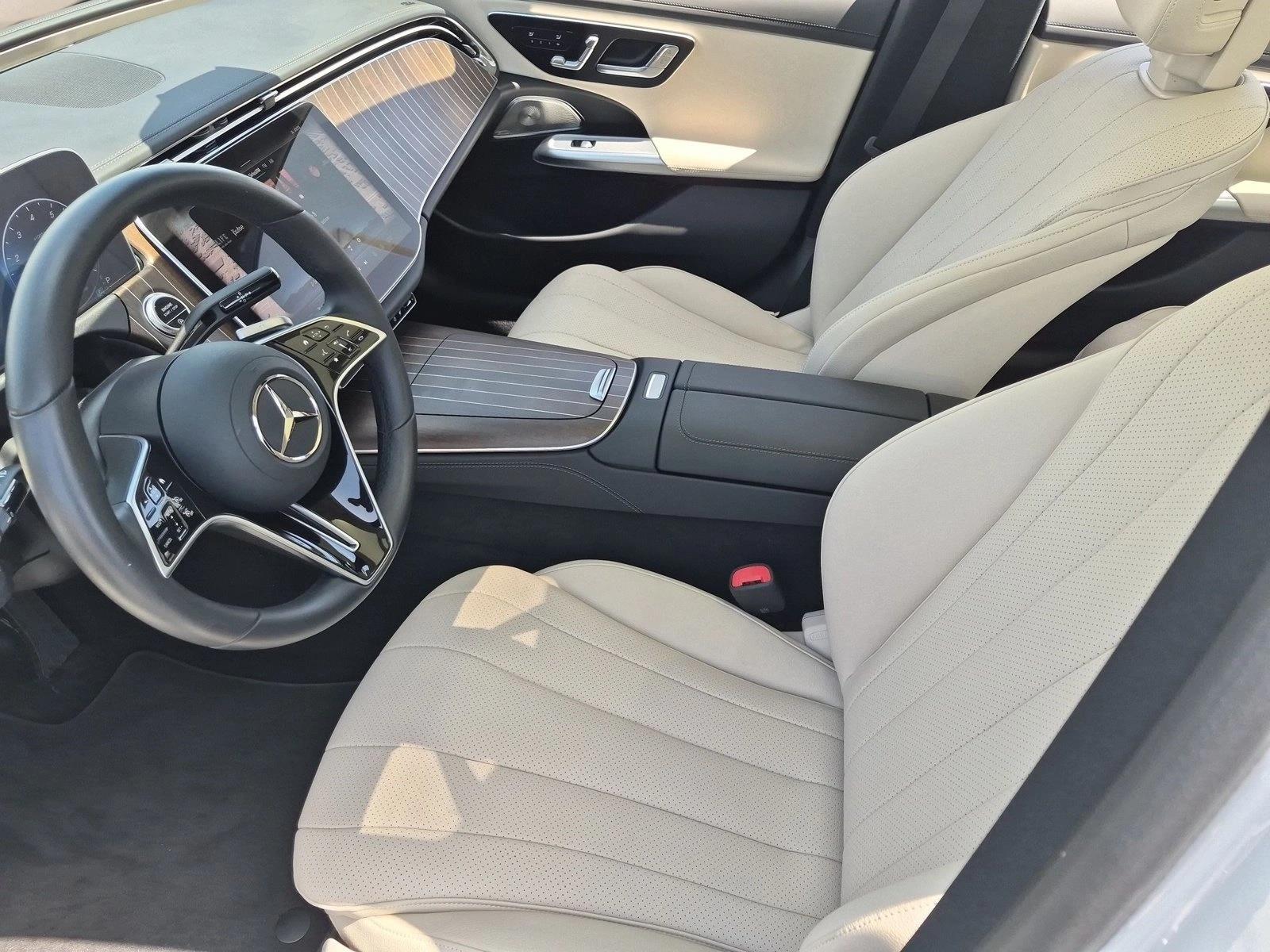 2026 Mercedes-Benz E-Class E350 - Photo 18