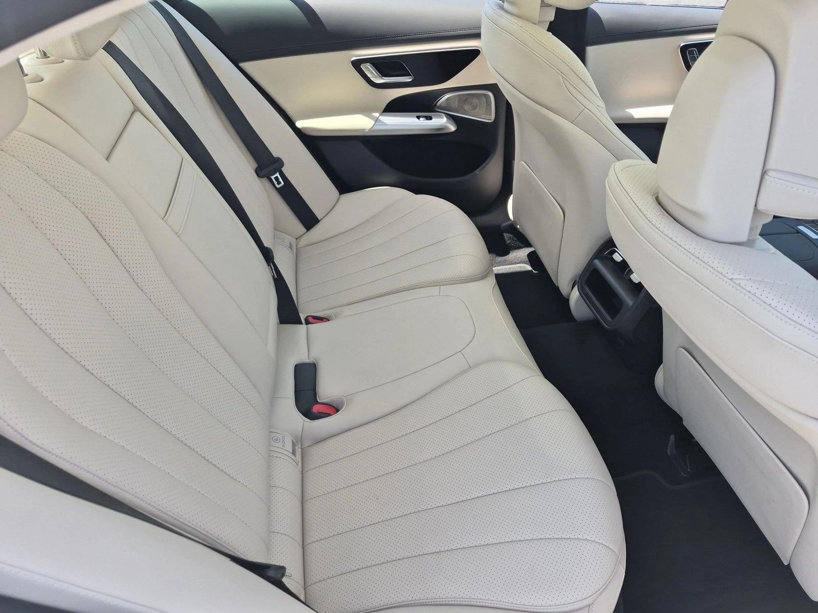 2026 Mercedes-Benz E-Class E350 - Photo 22