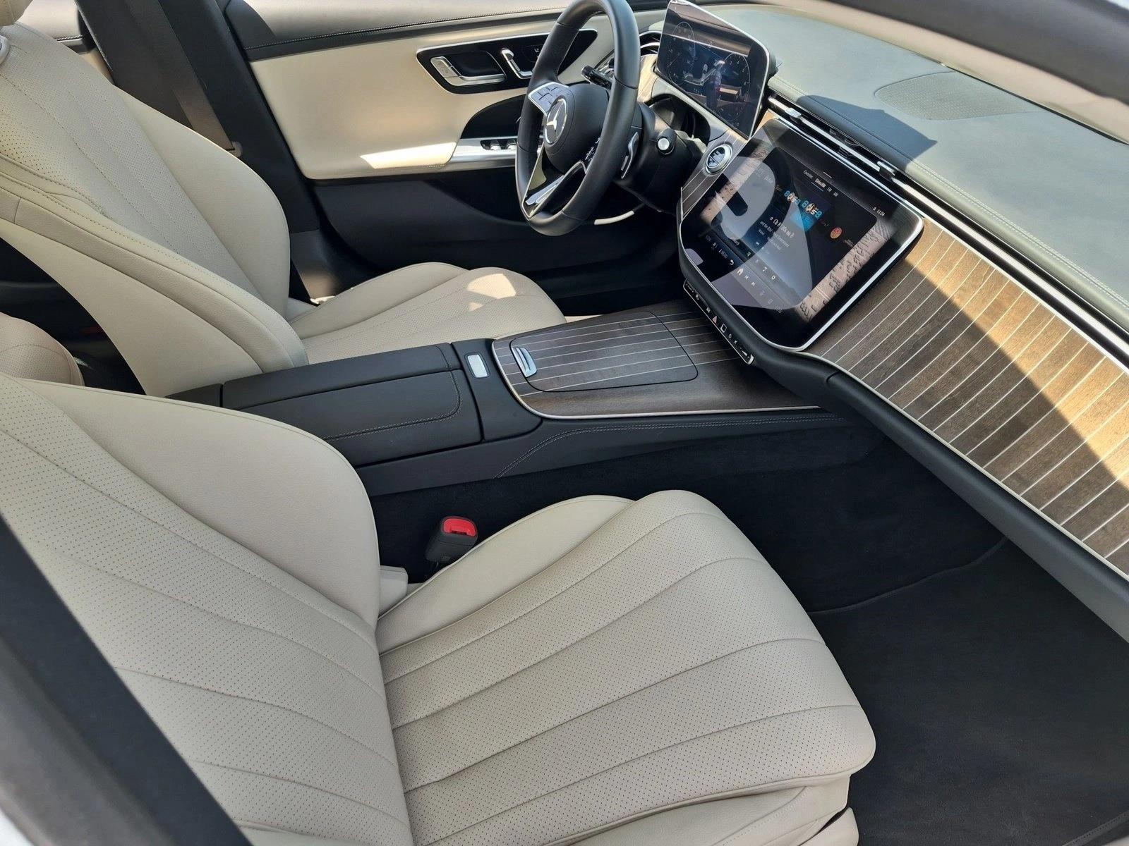 2026 Mercedes-Benz E-Class E350 - Photo 23