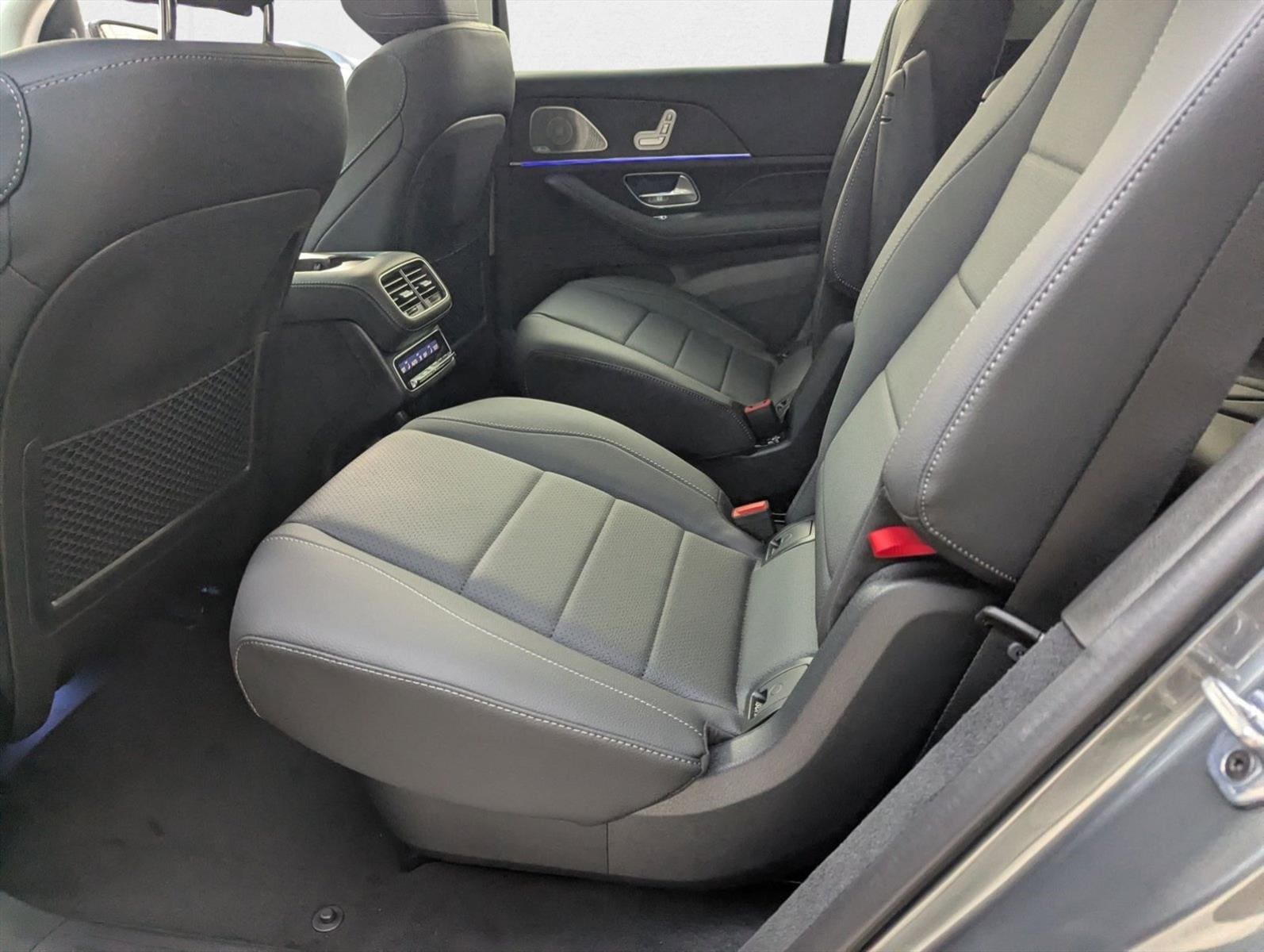 2026 Mercedes-Benz GLS Base - Photo 13