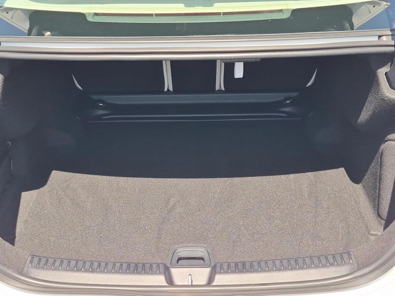 2026 Mercedes-Benz E-Class E350 - Photo 6