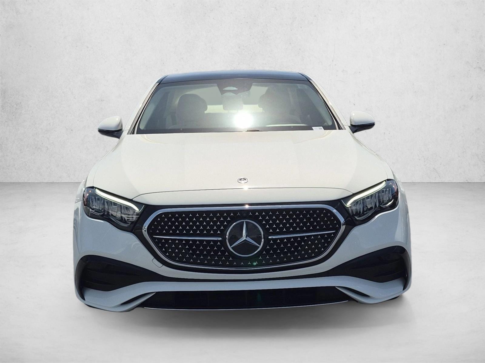 2026 Mercedes-Benz E-Class E350 - Photo 2