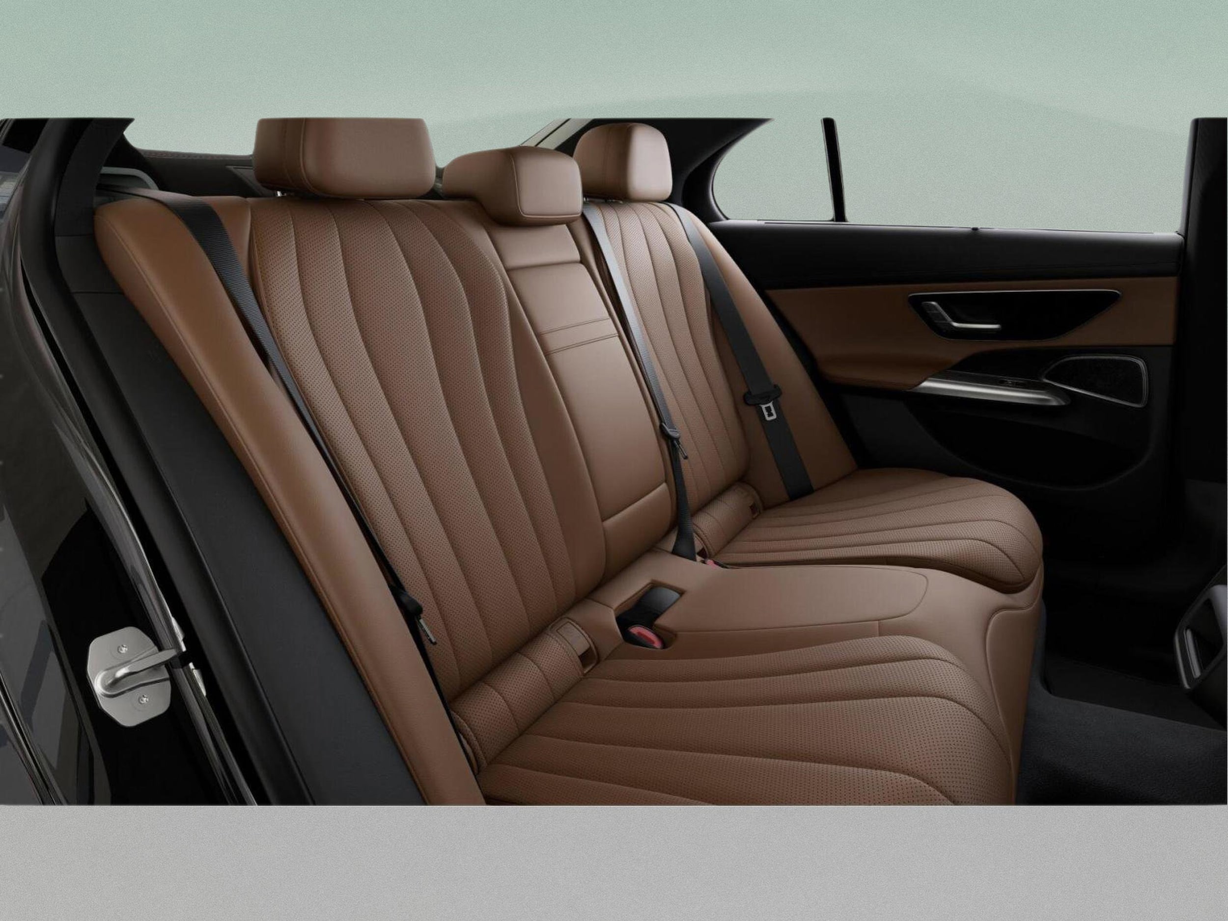 2026 Mercedes-Benz E-Class E450 - Photo 42