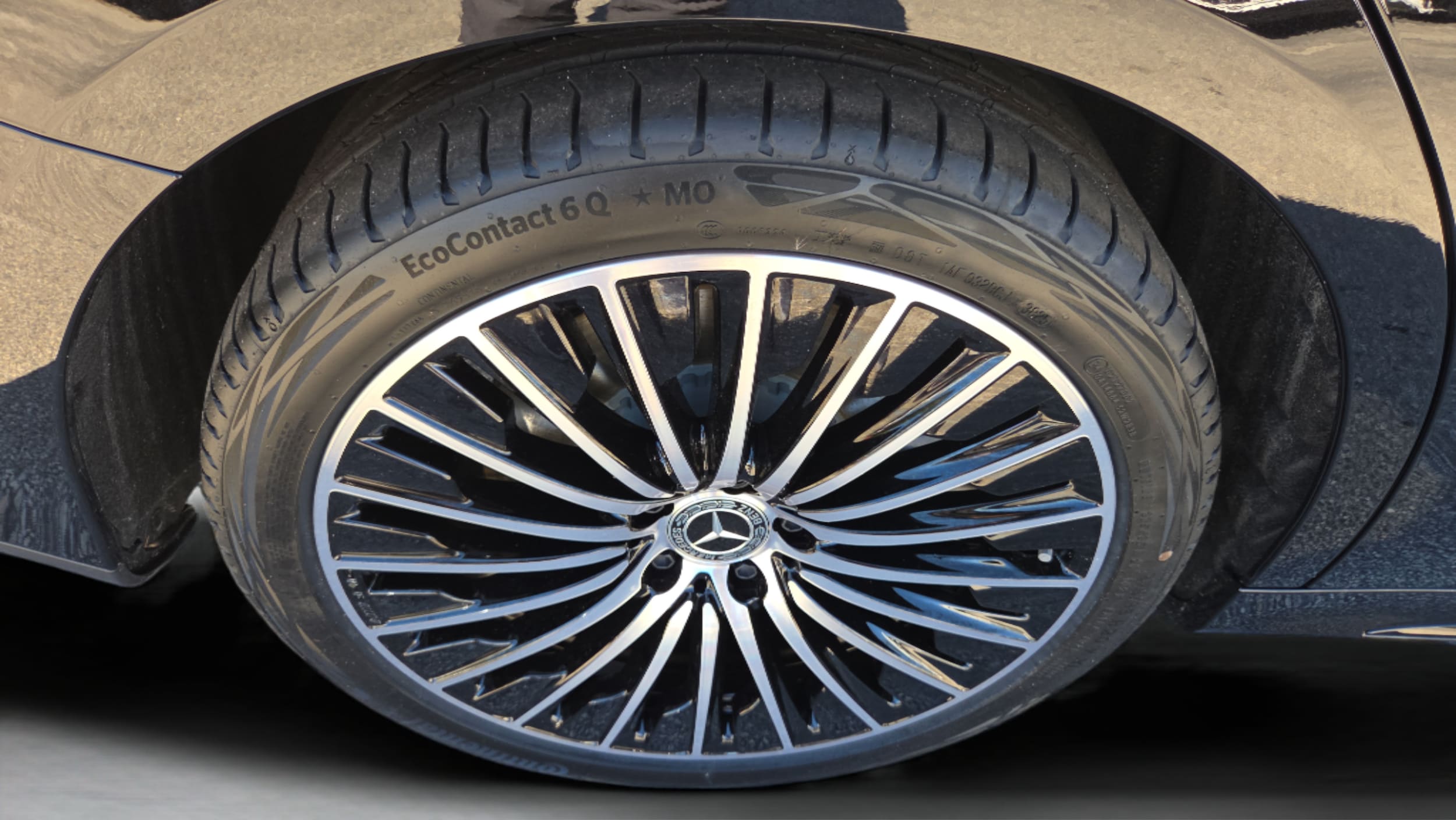 2026 Mercedes-Benz E-Class E450 - Photo 29