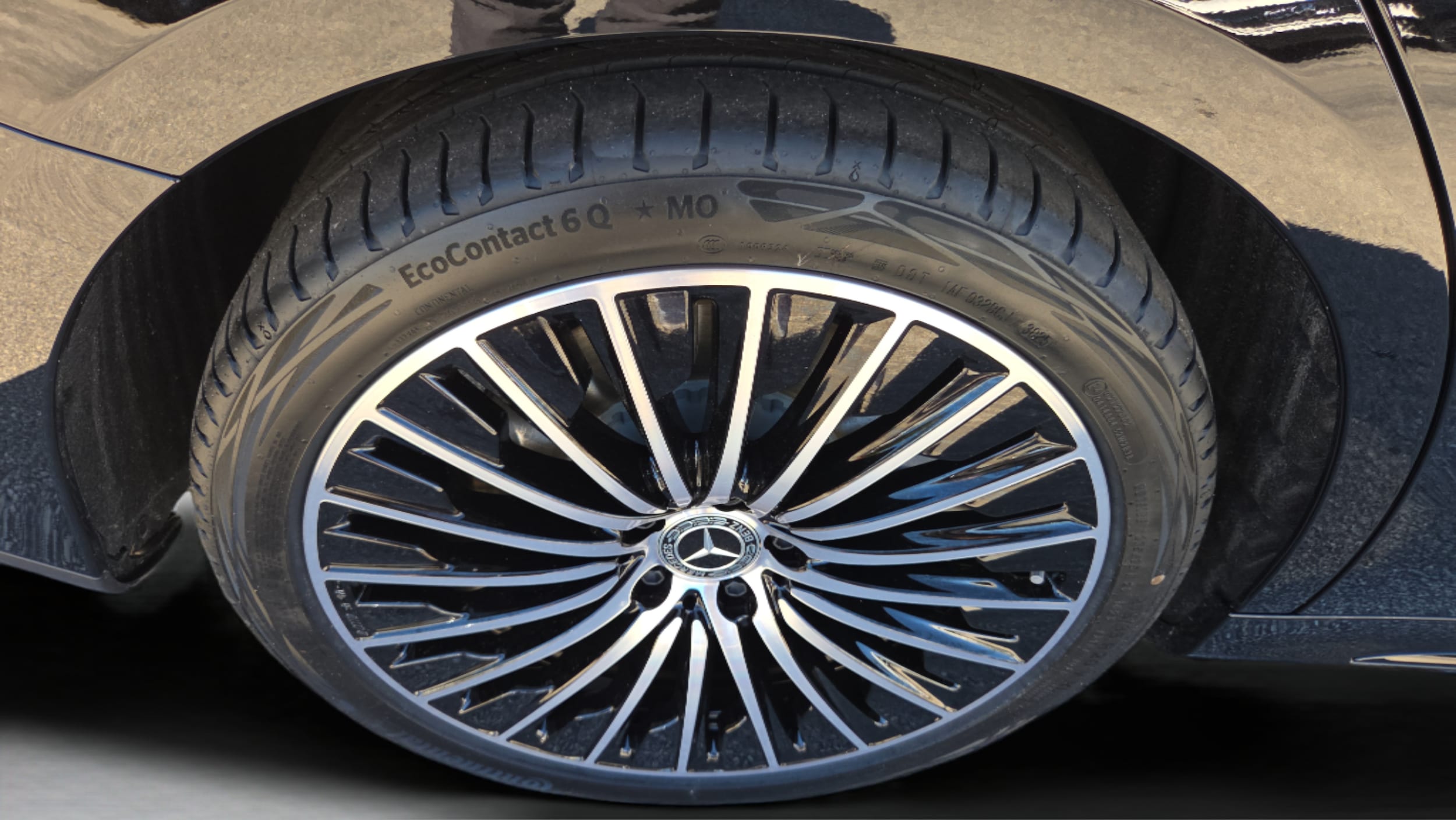 2026 Mercedes-Benz E-Class E450 - Photo 28
