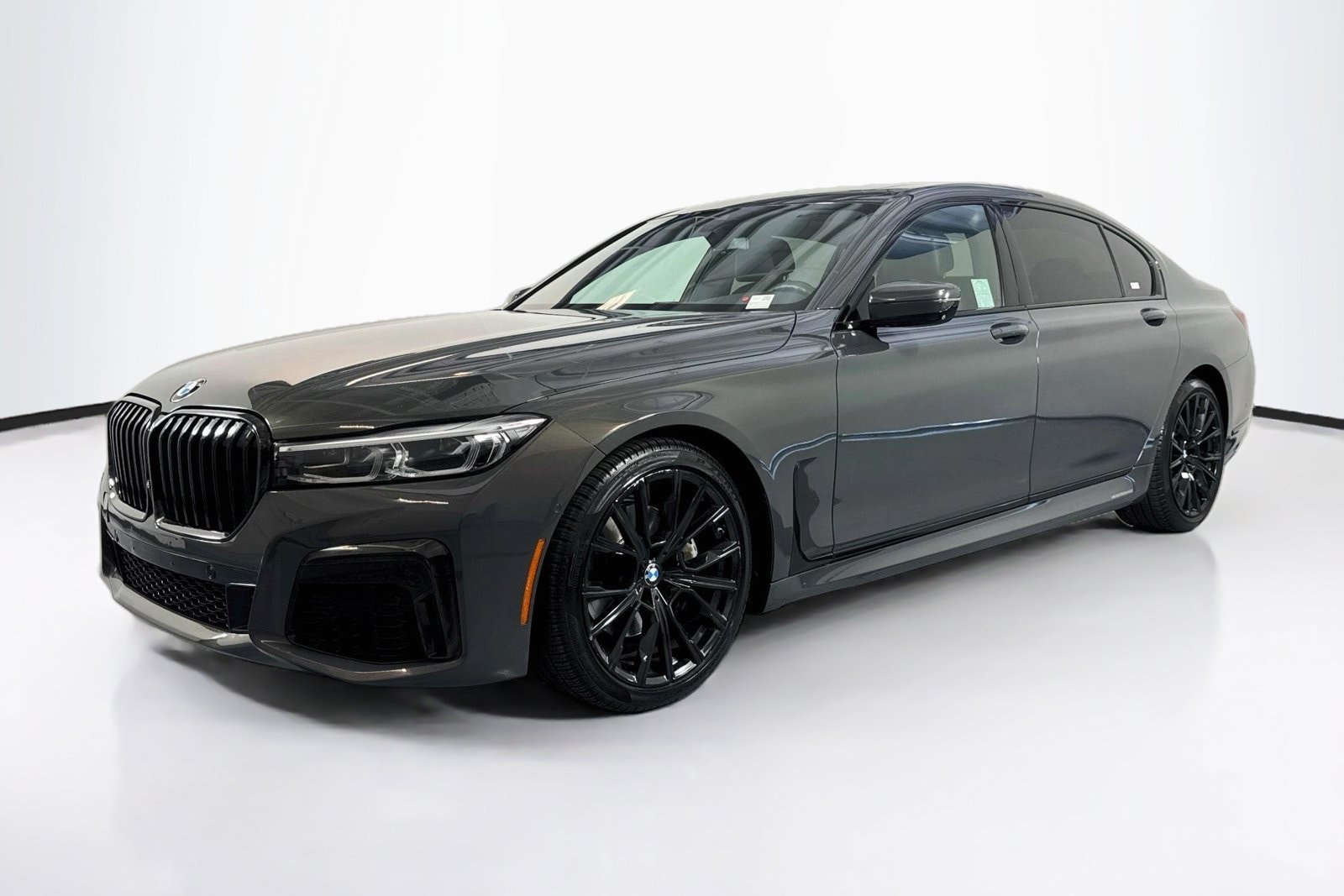 2021 BMW 7 Series 740i
