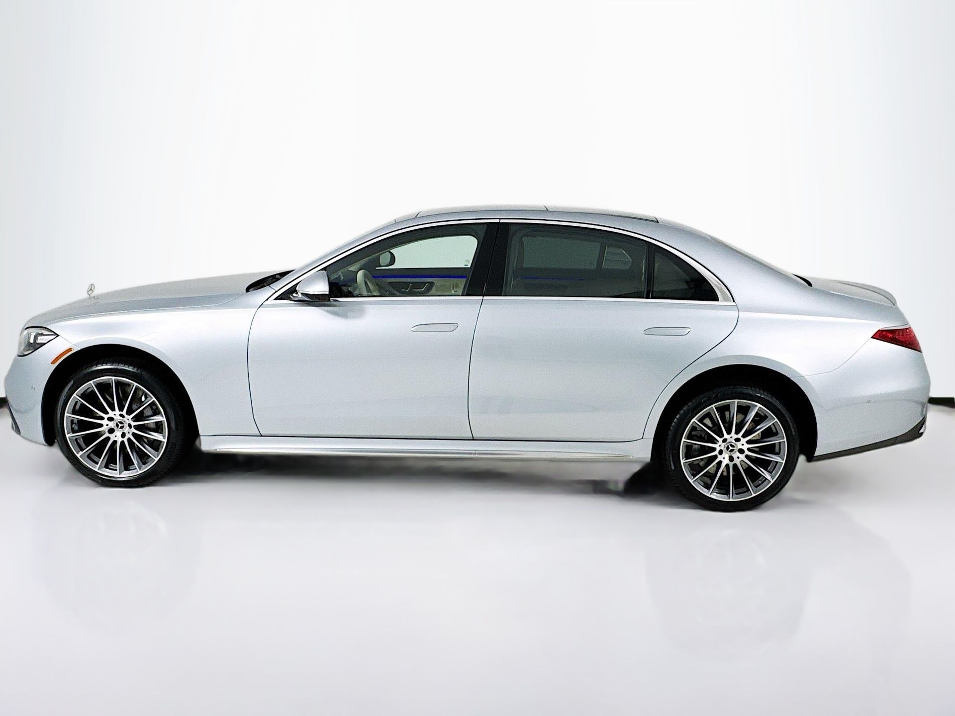 2026 Mercedes-Benz S-Class S 580 - Photo 5