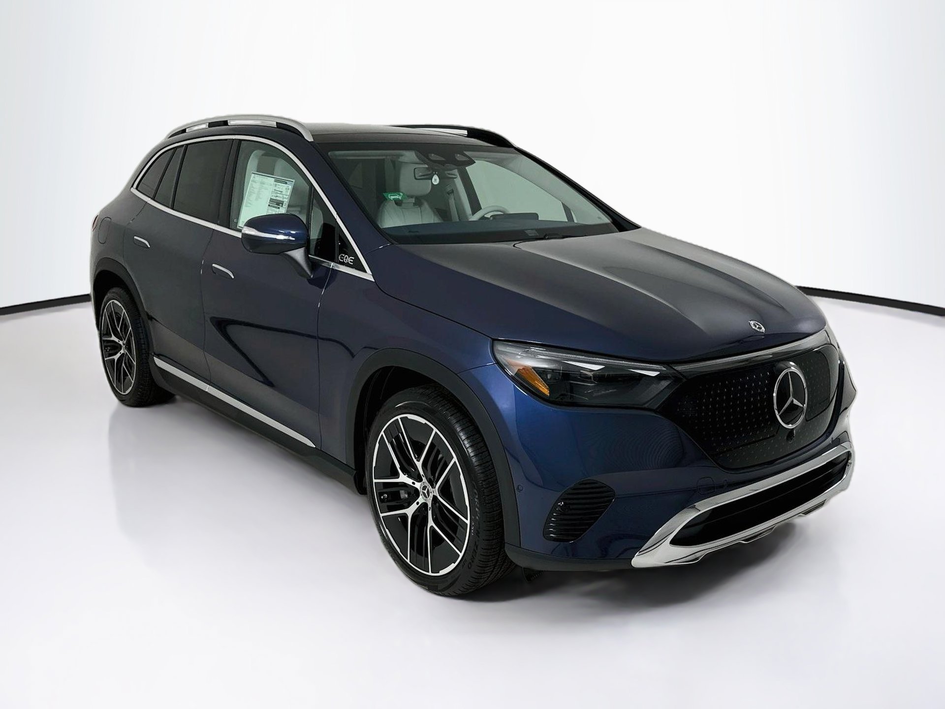  Mercedes-Benz EQE
