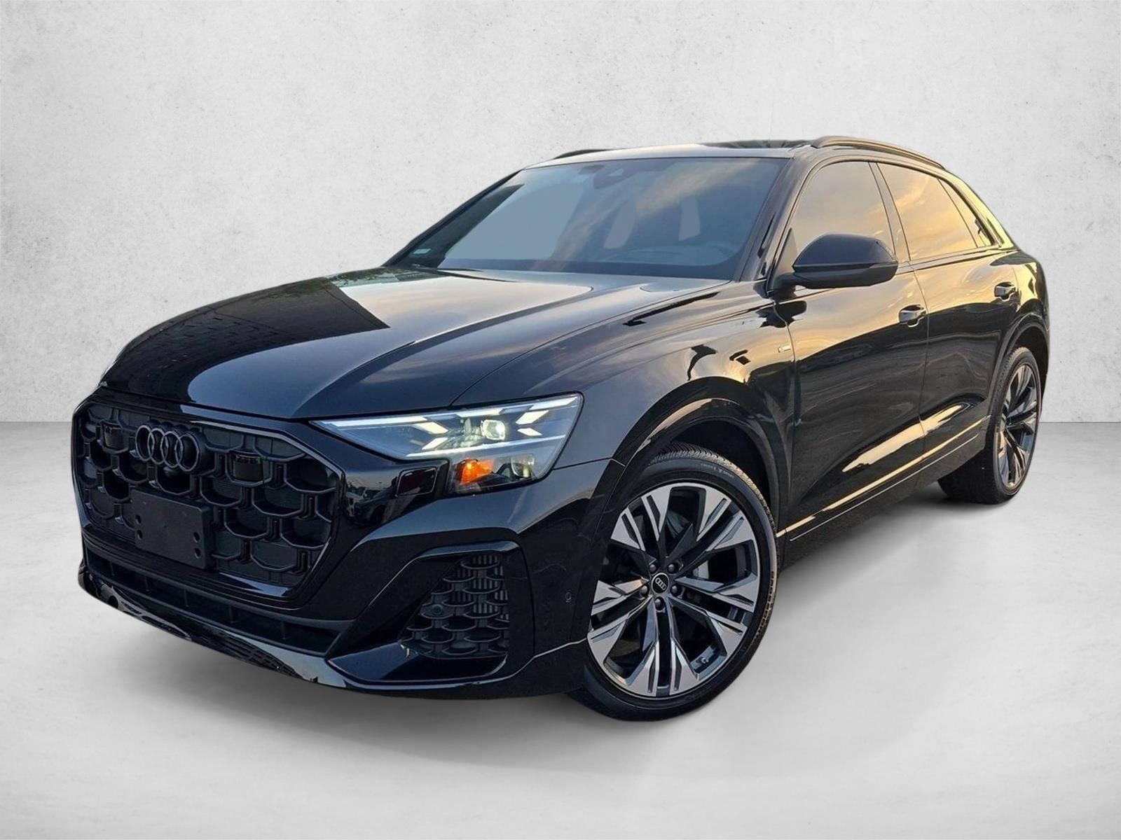 2025 Audi Q8