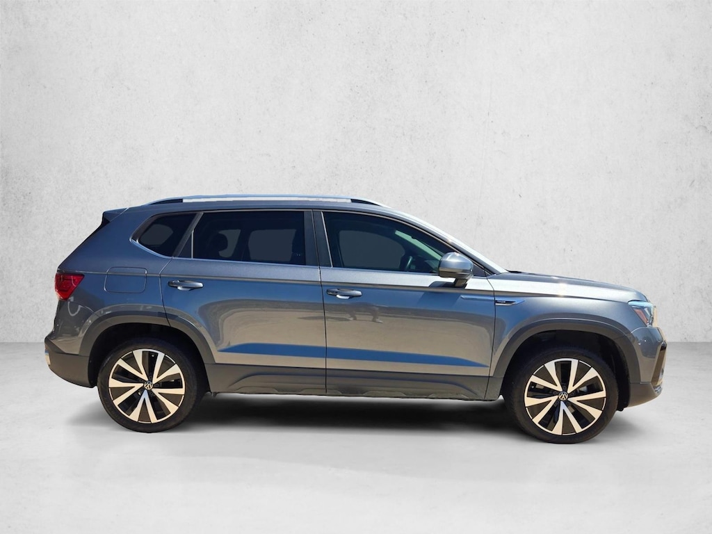Used 2023 Volkswagen Taos 1.5T SE SUV