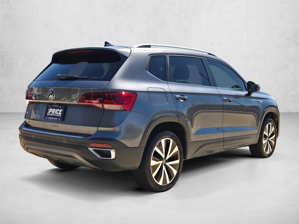 Used 2023 Volkswagen Taos 1.5T SE SUV