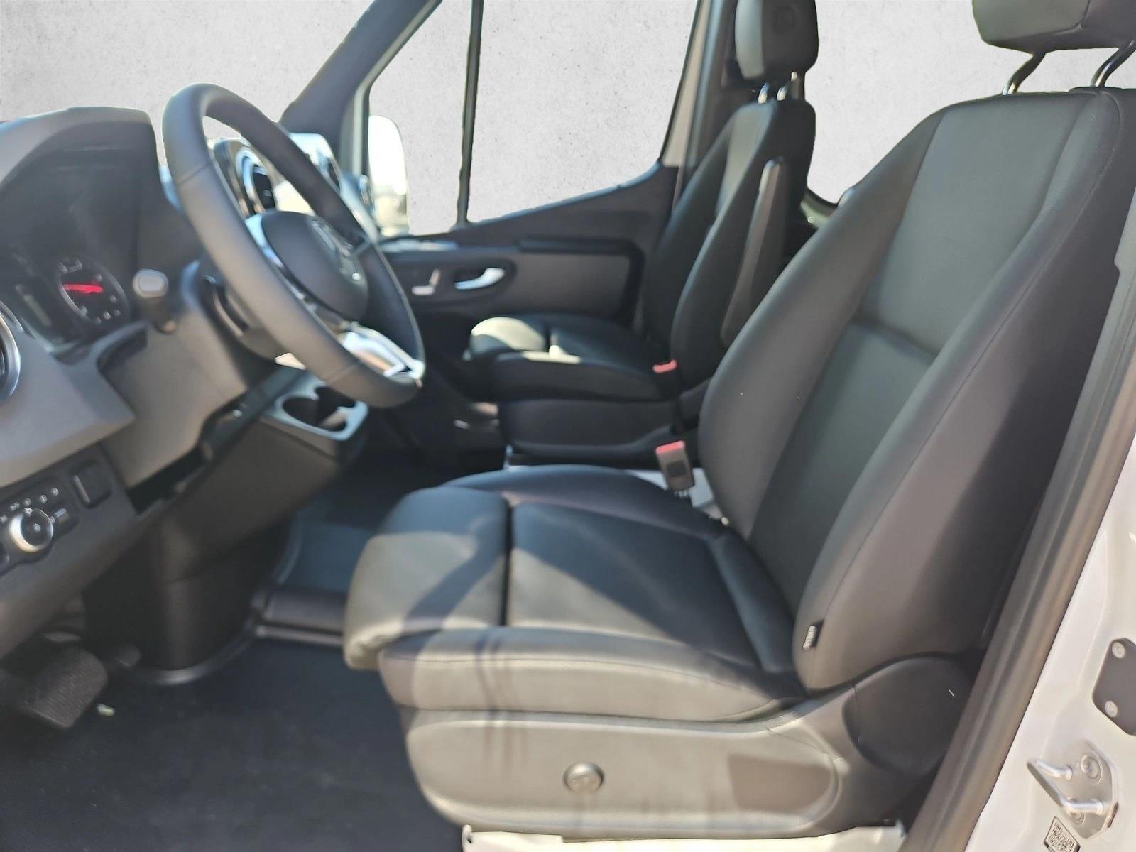New 2026 Mercedes-Benz Sprinter 2500 2500 High Roof I4 Diesel HO 170" RWD Van Passenger Van