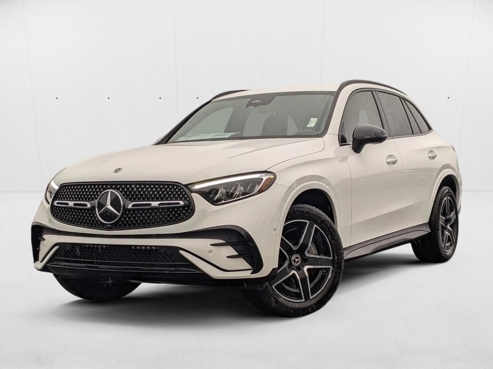 2025 Mercedes-Benz GLC