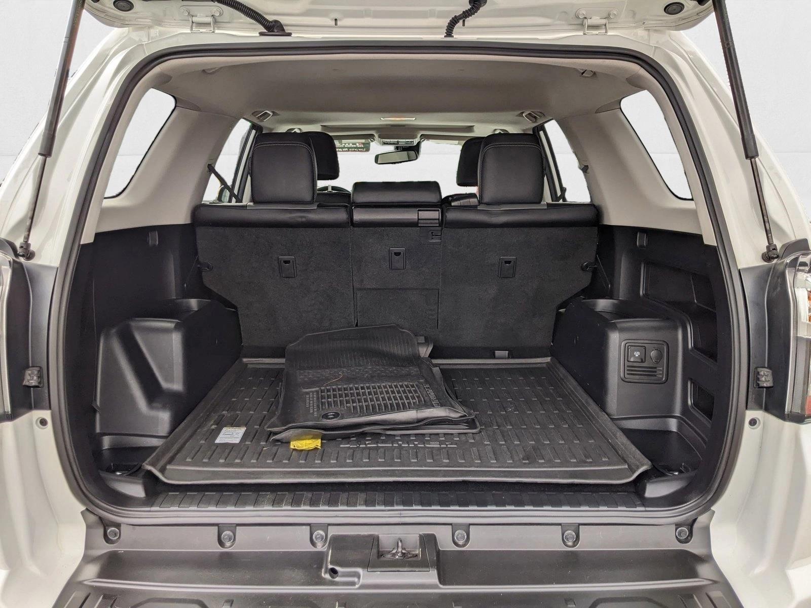 2023 Toyota 4Runner SR5 Premium - Photo 6