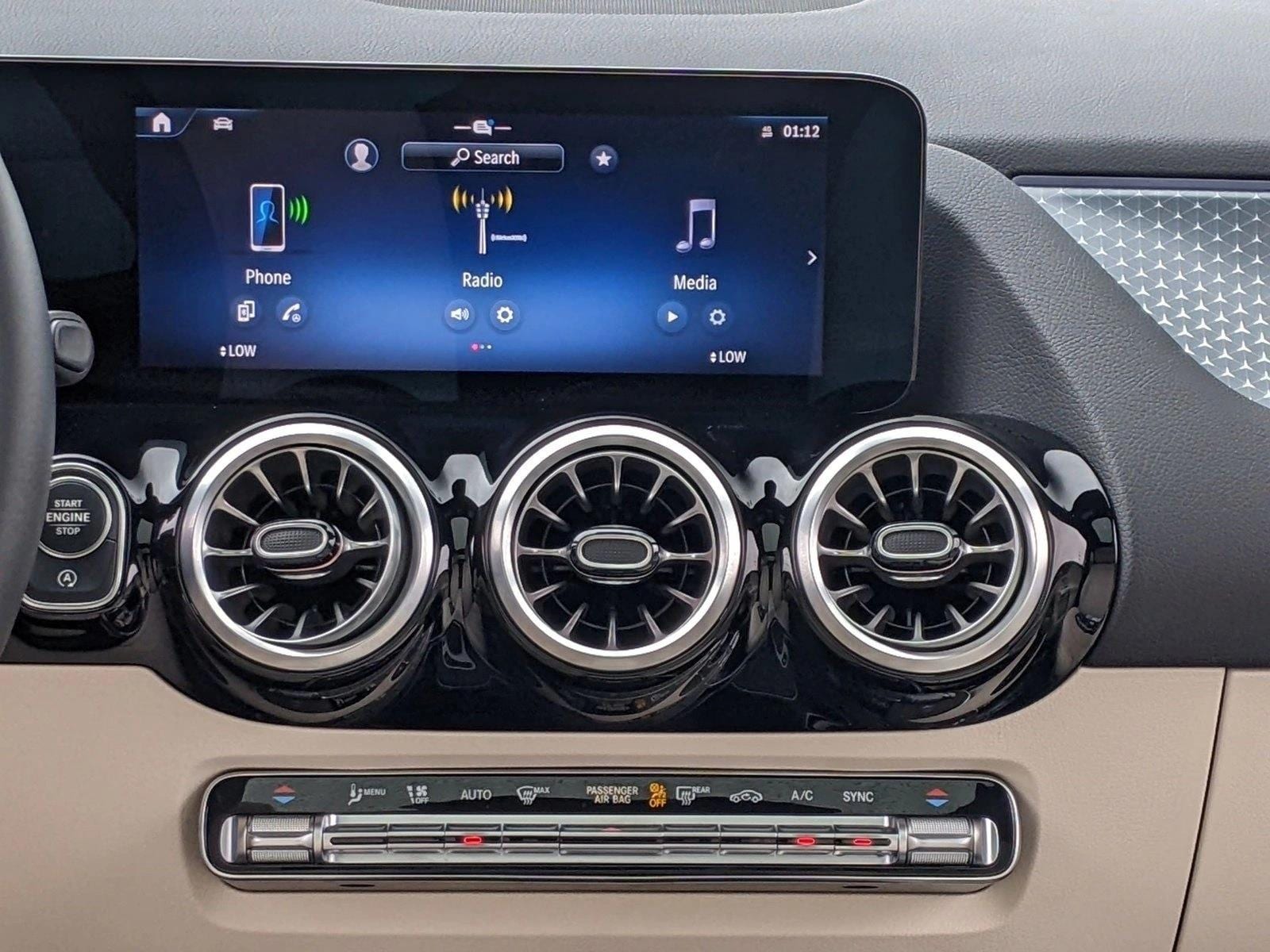 2025 Mercedes-Benz GLA GLA250 - Photo 13