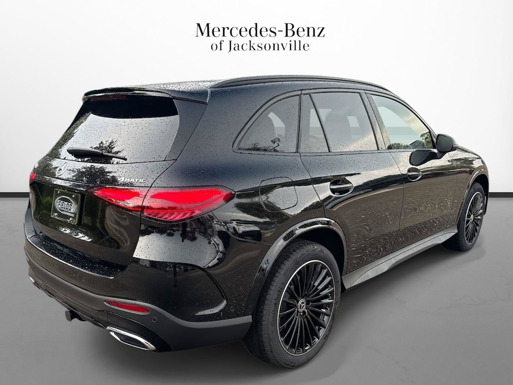 New 2027 Mercedes-Benz GLC 300 4MATIC SUV