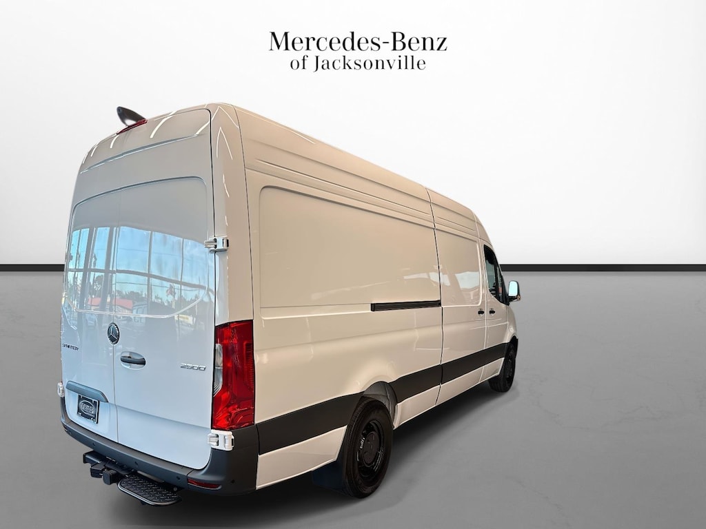 New 2026 Mercedes-Benz Sprinter 2500 High Roof 4-Cyl Diesel