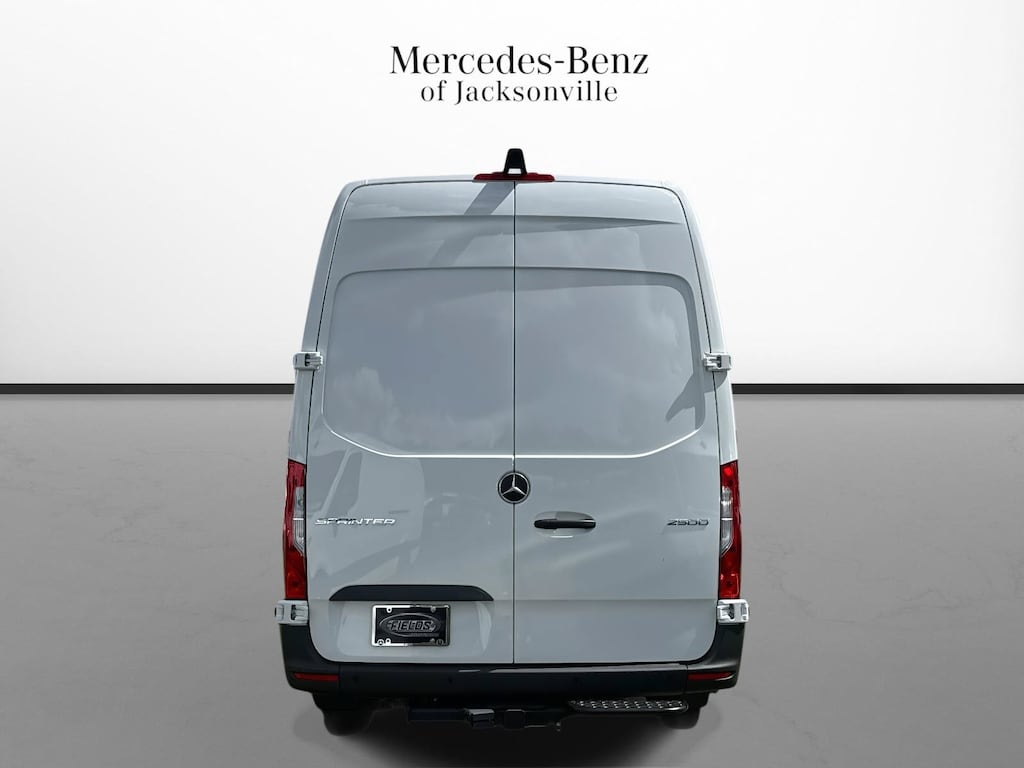 New 2026 Mercedes-Benz 2500 High Roof I4 Diesel HO 170 RWD High Roof 4-Cyl Diesel HO 2500 High Roof I4 Diesel HO 170 RWD