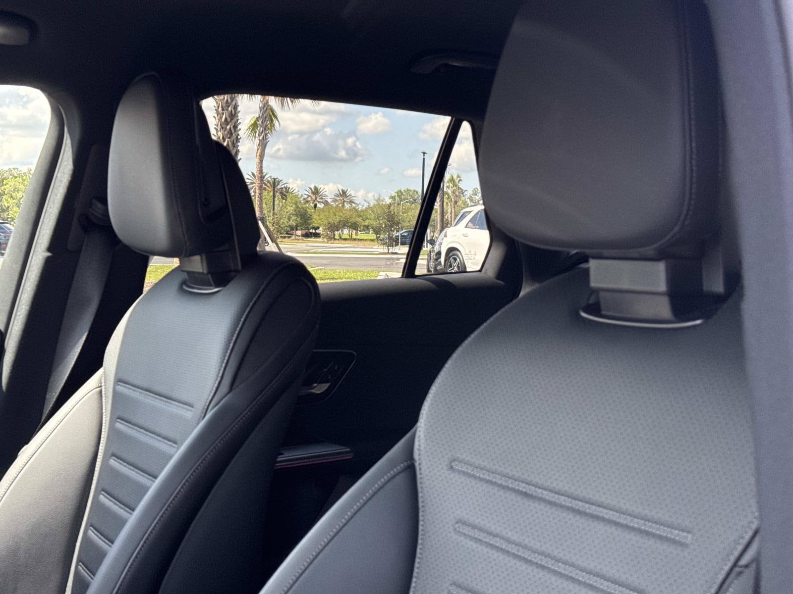 2026 Mercedes-Benz GLC Base - Photo 12