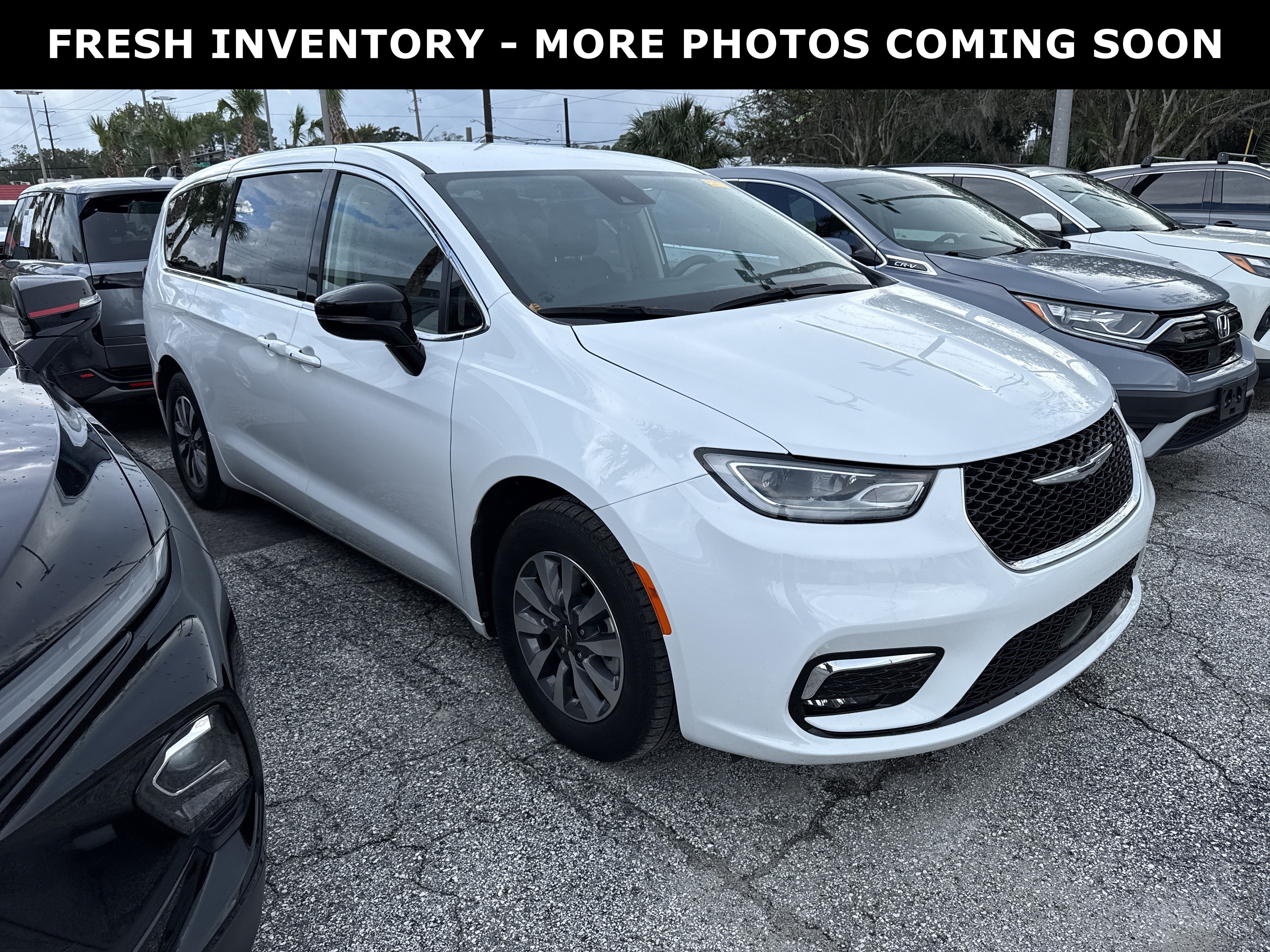 Chrysler Pacifica Plug-In Hybrid