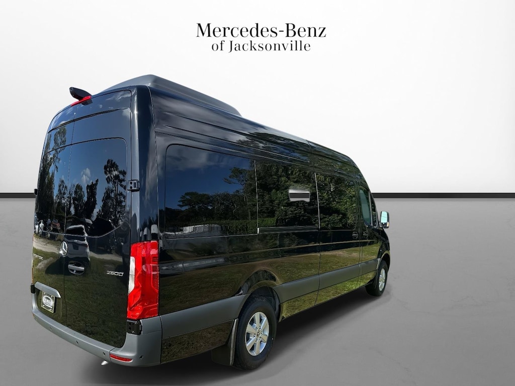 New 2026 Mercedes-Benz 2500 High Roof I4 Diesel HO 170 RWD High Roof 4-Cyl Diesel HO 2500 High Roof I4 Diesel HO 170 RWD