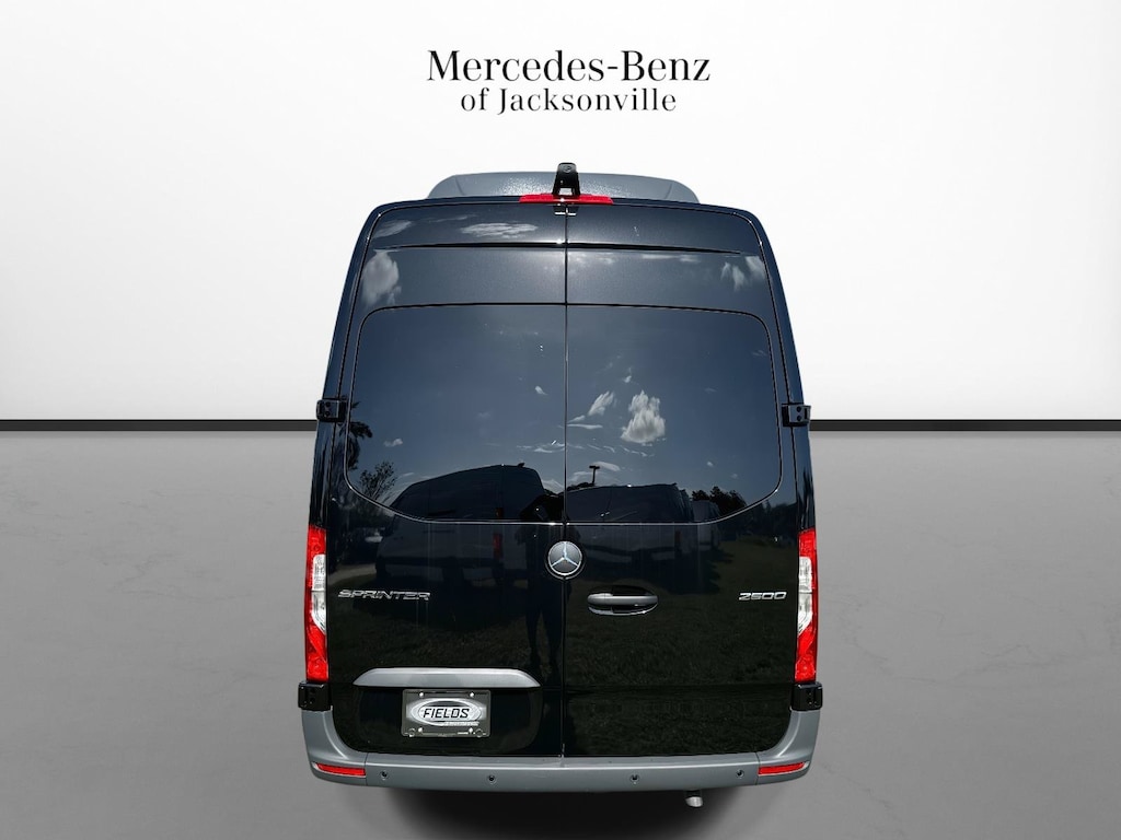 New 2026 Mercedes-Benz 2500 High Roof I4 Diesel HO 170 RWD High Roof 4-Cyl Diesel HO 2500 High Roof I4 Diesel HO 170 RWD