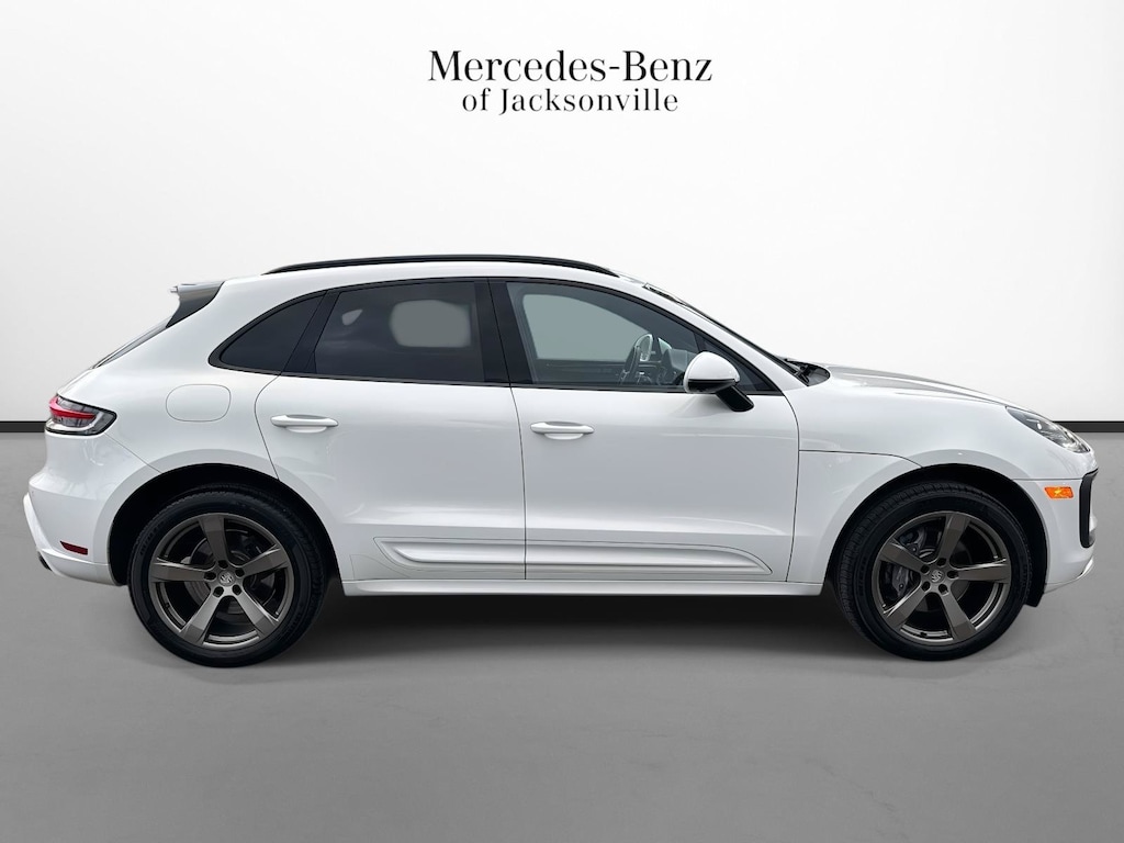 Used 2023 Porsche Macan T SUV
