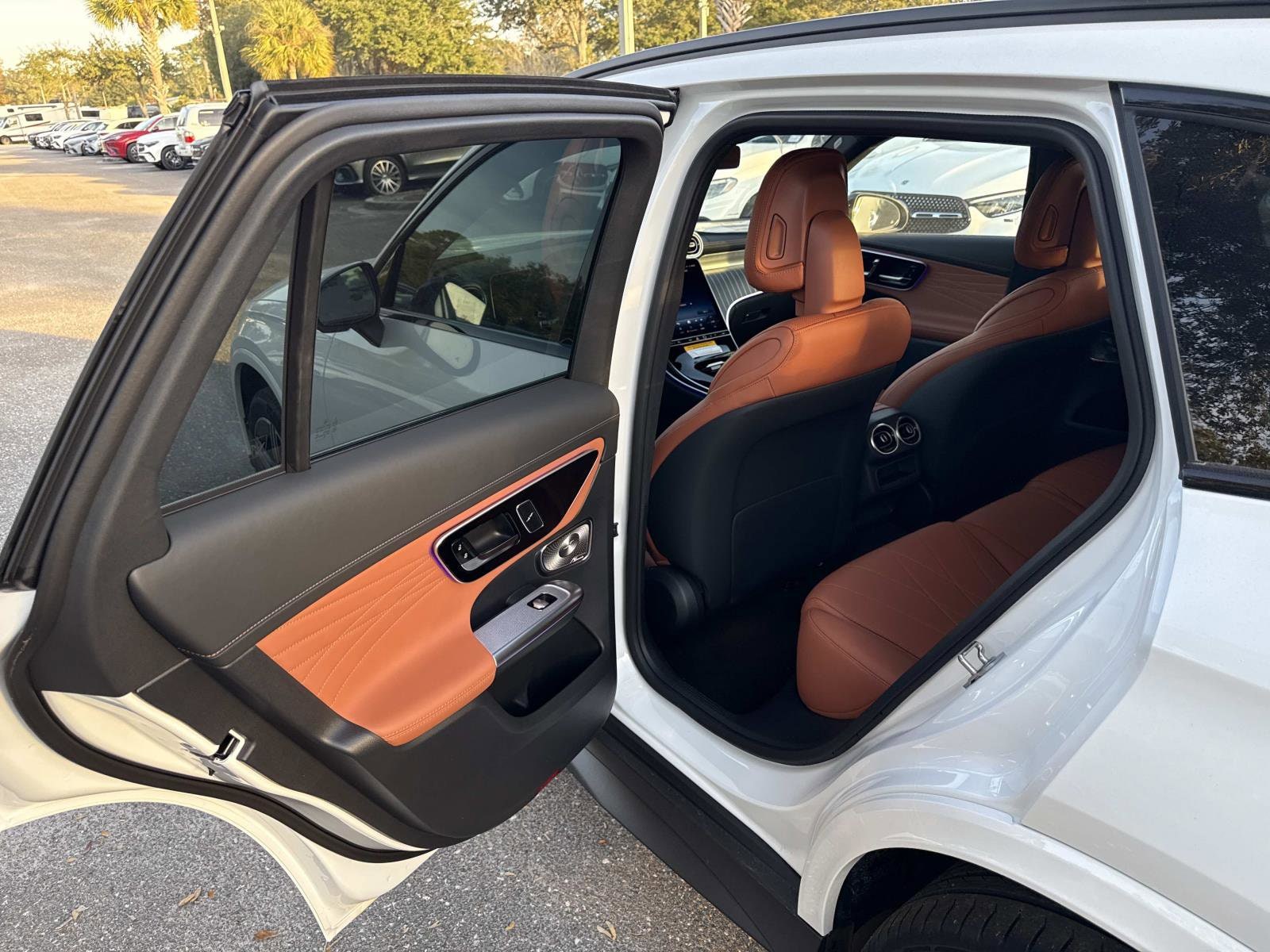 2026 Mercedes-Benz GLC Base - Photo 13