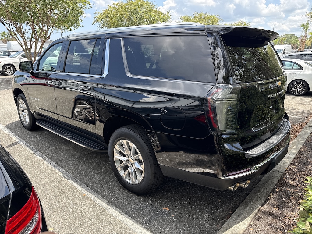 Used 2025 Chevrolet Suburban Premier SUV