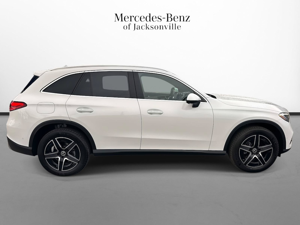 New 2026 Mercedes-Benz GLC 300 SUV
