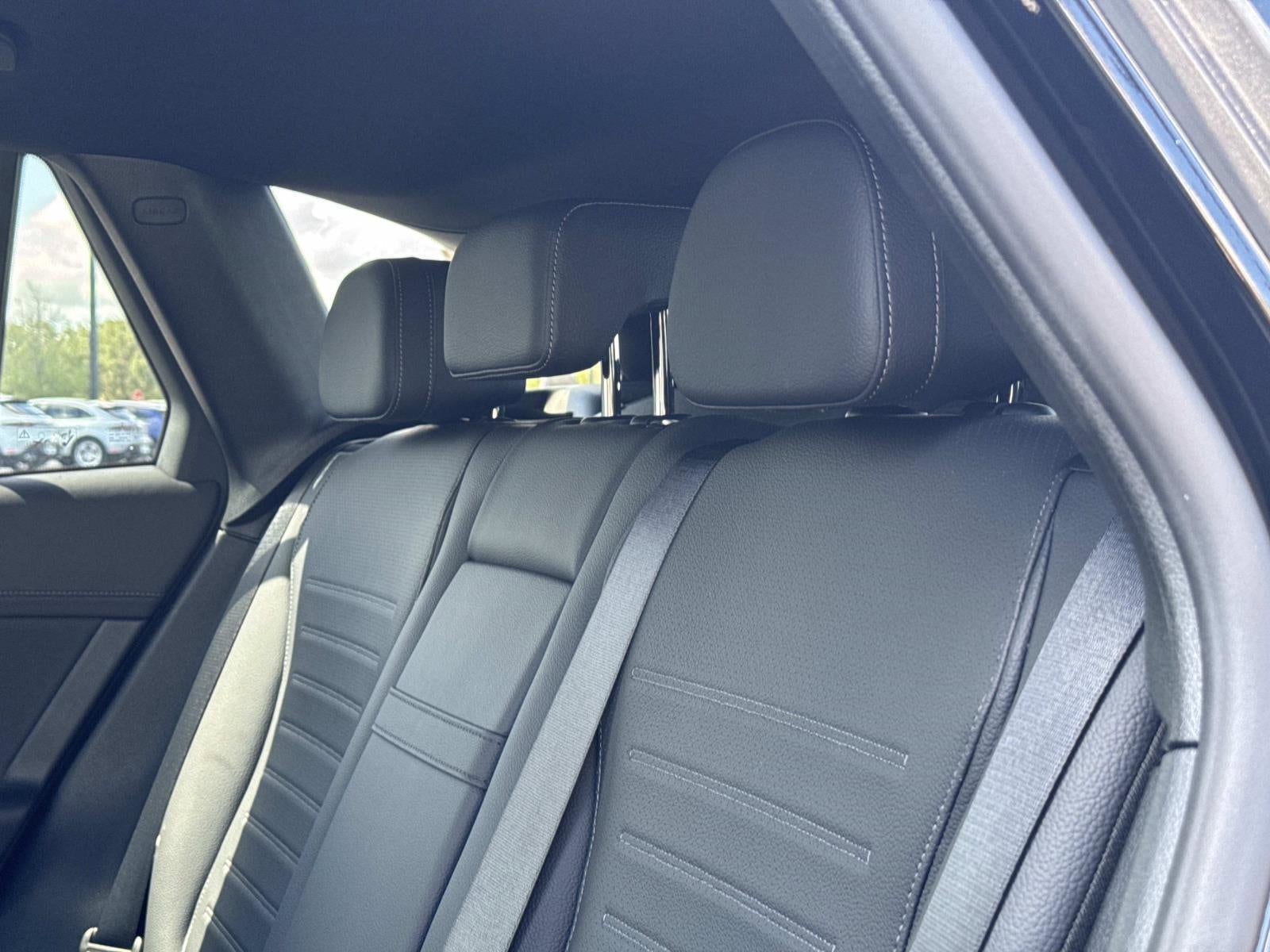 2026 Mercedes-Benz GLC Base - Photo 17