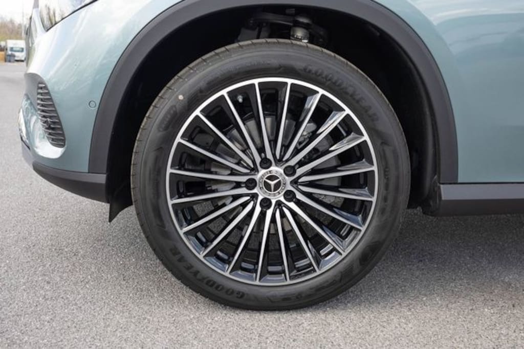 New 2026 Mercedes-Benz GLC 300 4MATIC SUV