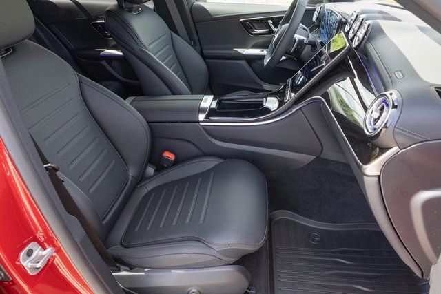2025 Mercedes-Benz GLC Base - Photo 20