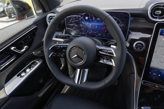 2025 Mercedes-Benz GLC Base - Photo 23