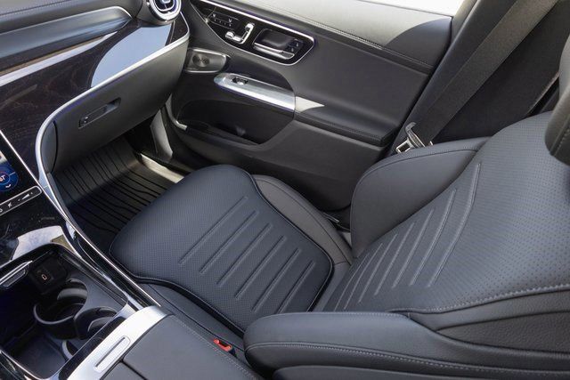 2025 Mercedes-Benz GLC Base - Photo 26