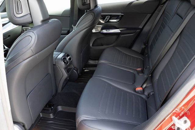 2025 Mercedes-Benz GLC Base - Photo 16