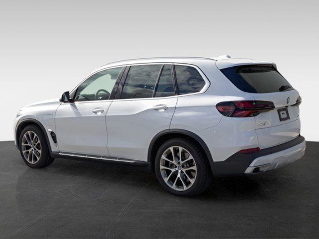 Used 2024 BMW X5 xDrive50e SUV