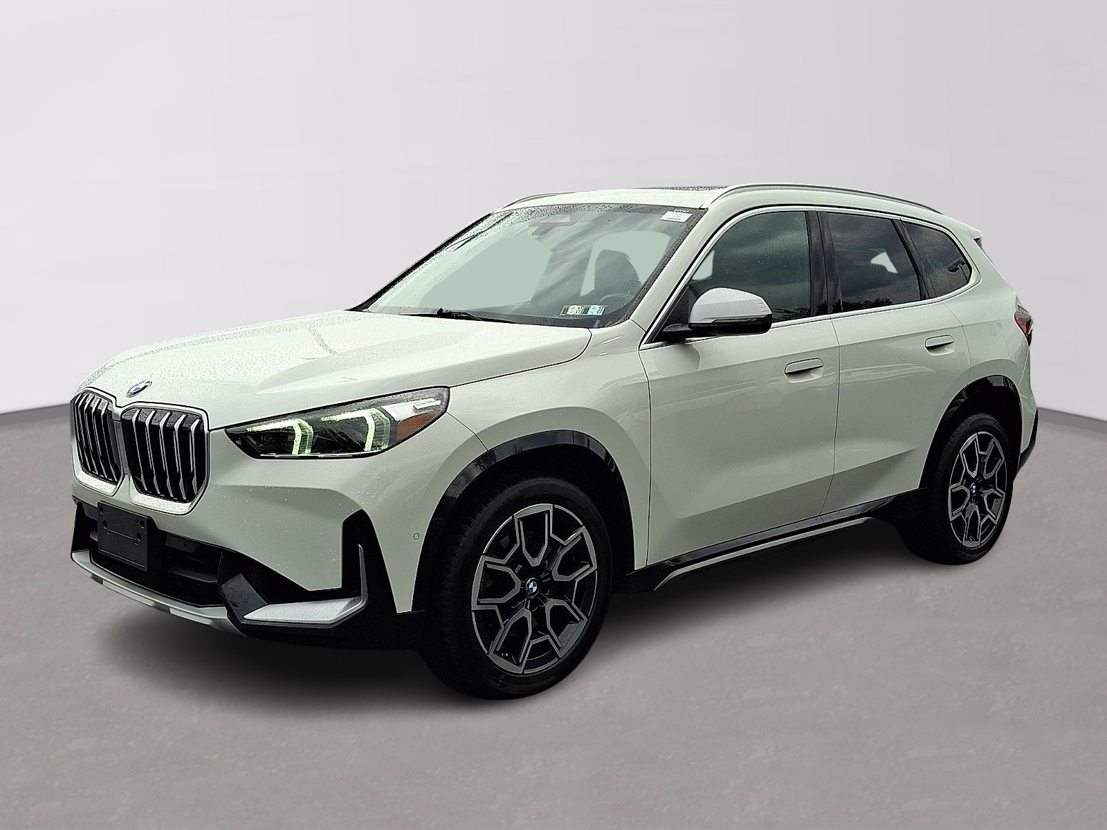 2023 BMW X1 28i