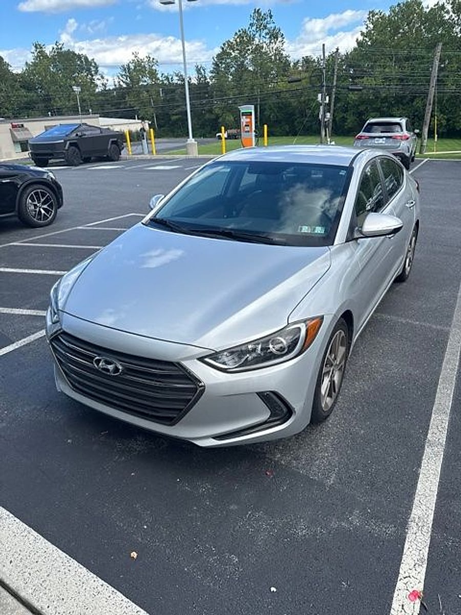 2017 Hyundai Elantra